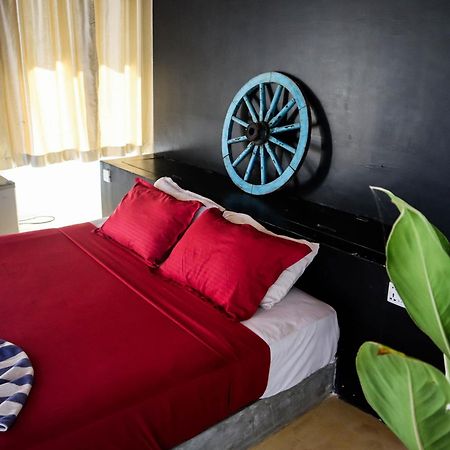 Singhe House Hotel Dikwella Luaran gambar