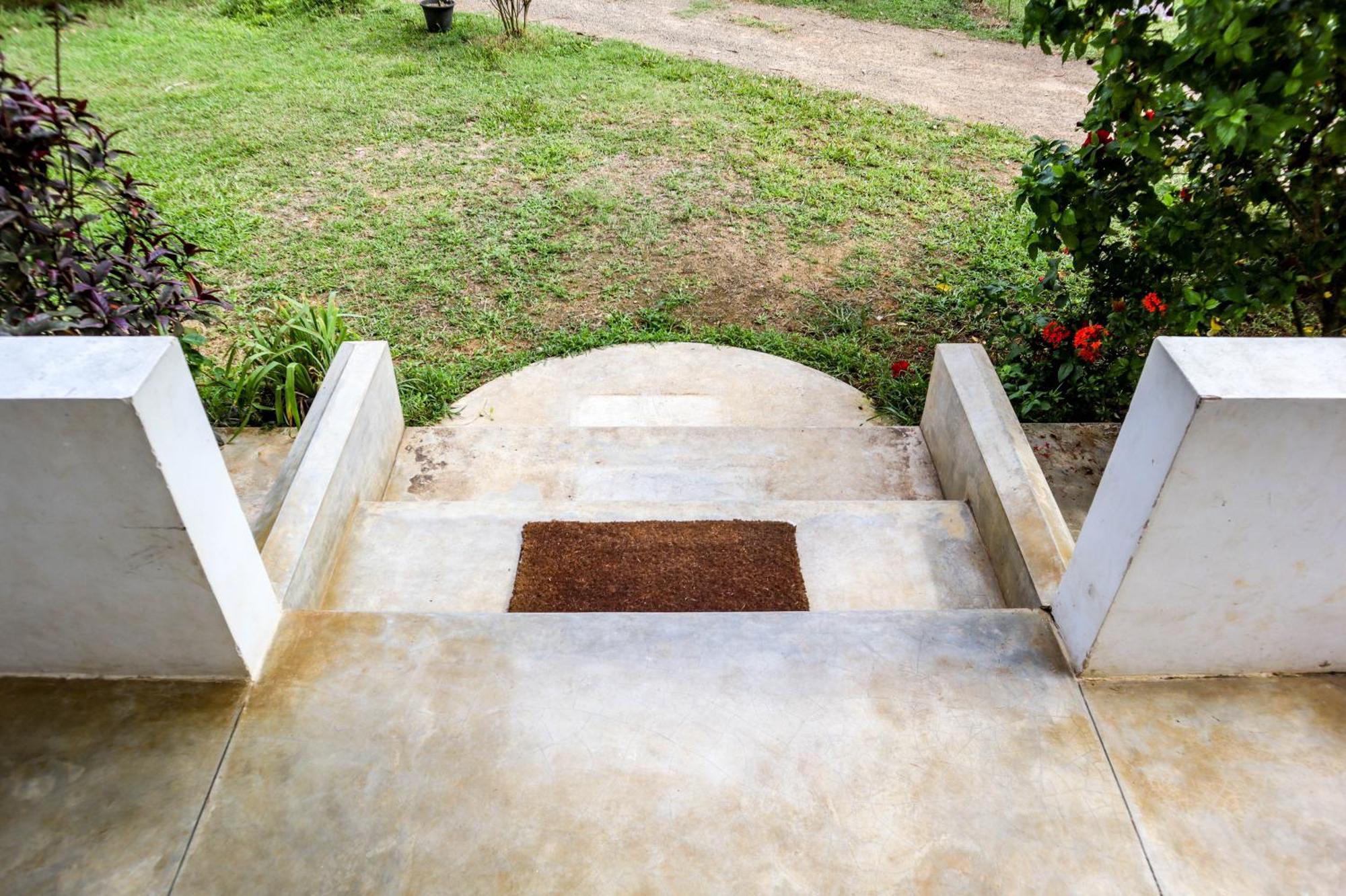 Singhe House Hotel Dikwella Luaran gambar